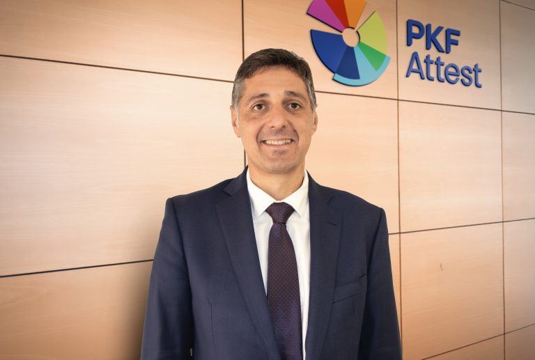 Óscar Roldán como Socio de PKF Attest en Alicante